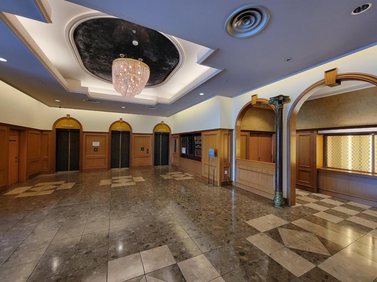 โรงแรมโอซาก้า คาสเซิ่ล 4* โอซาก้า