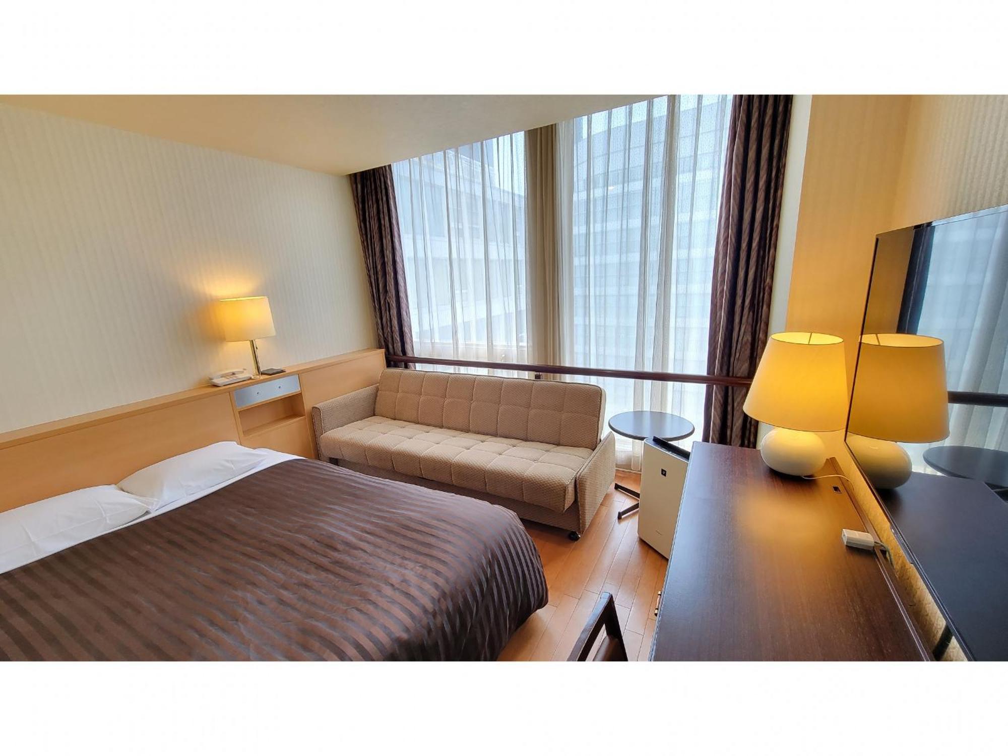 โรงแรมโอซาก้า คาสเซิ่ล 4* โอซาก้า